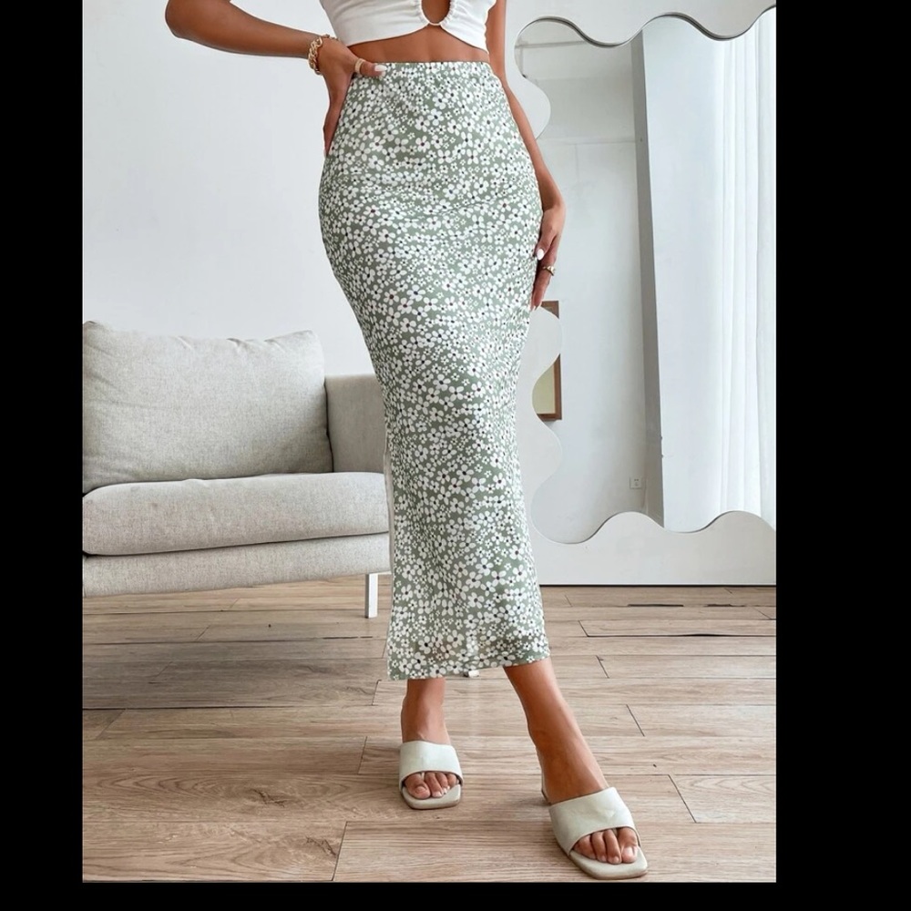 Brand new midi skirt